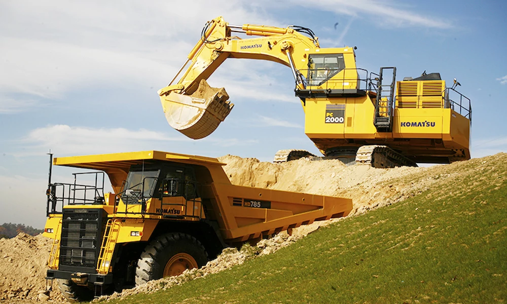 Редуктор хода Komatsu: признаки износа и что измерить до заказа